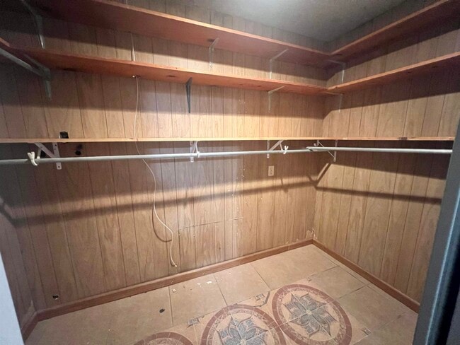 Building Photo - 312 Candlewood Rd