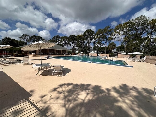 Building Photo - 6010 Scotchwood Glen