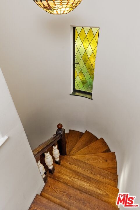 Building Photo - 2057 N Las Palmas Ave
