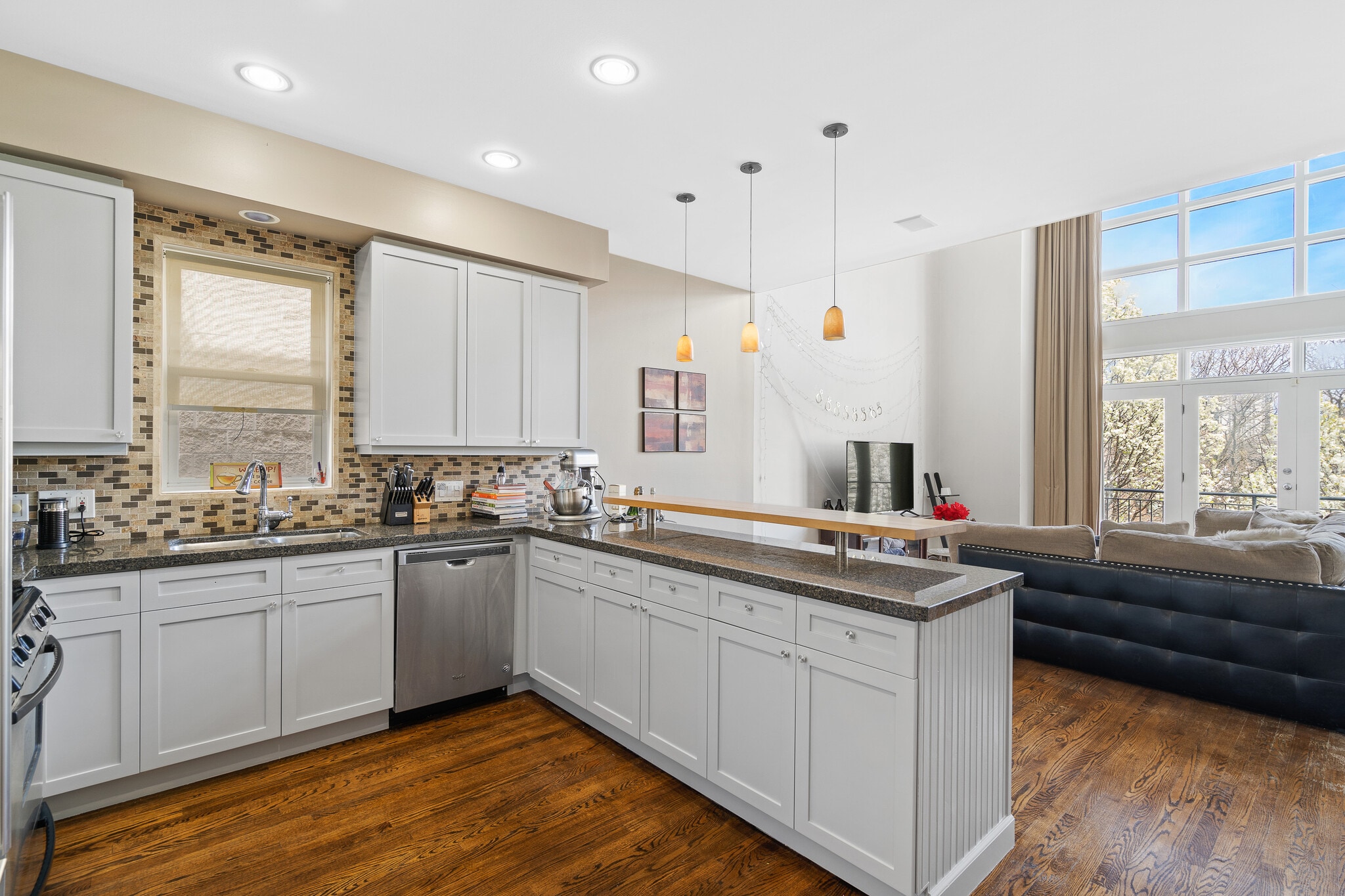 Building Photo - 1318 N Cleveland Ave