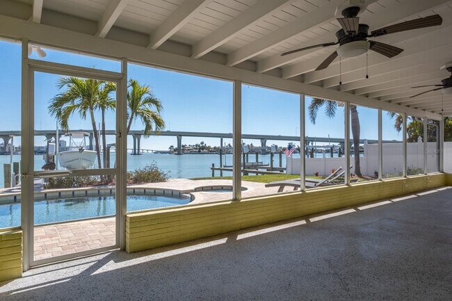 Building Photo - 590 Belle Point Dr