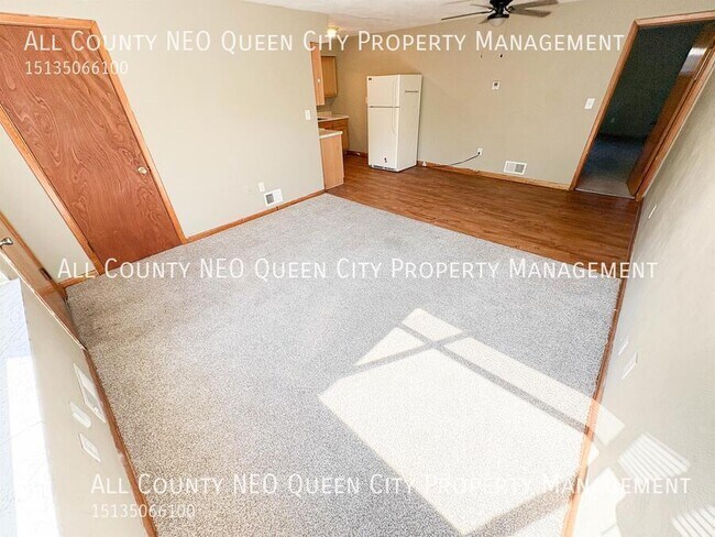 Building Photo - 23 Valleyview Dr