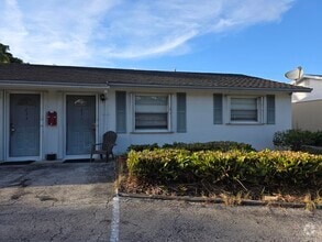 Building Photo - 231 Hibiscus St