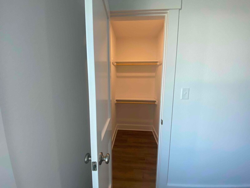 Building Photo - 304 Indian Dr