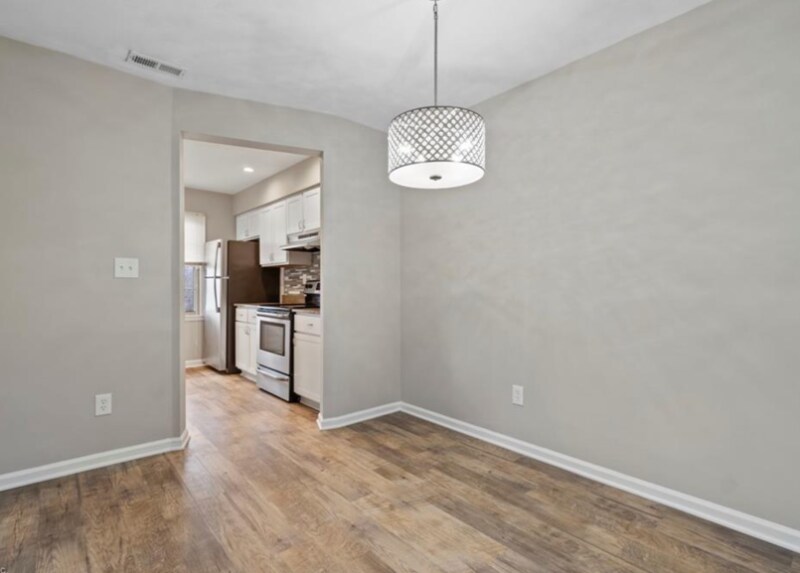 Building Photo - 912 St Andrews Reach