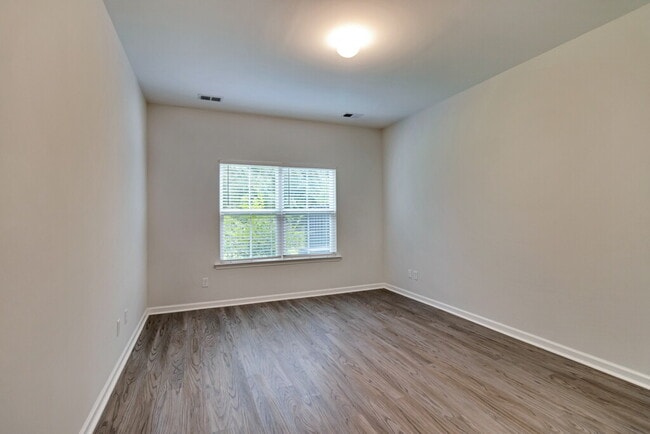 Building Photo - 146 Bellasera Wy