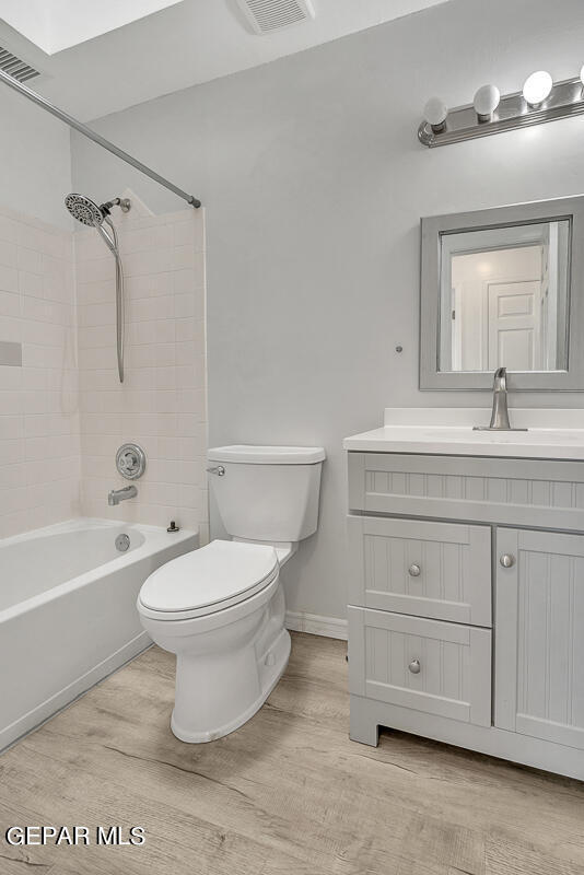 Building Photo - 1049 Desierto Luna St