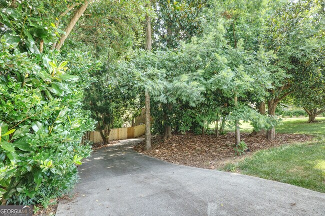 Building Photo - 5083 Chestnut Forest Ct