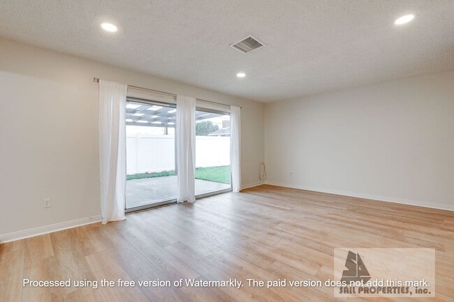 Building Photo - Welcome to your new home!