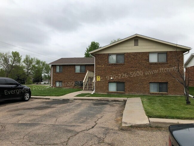 Building Photo - 102 Glenda Dr