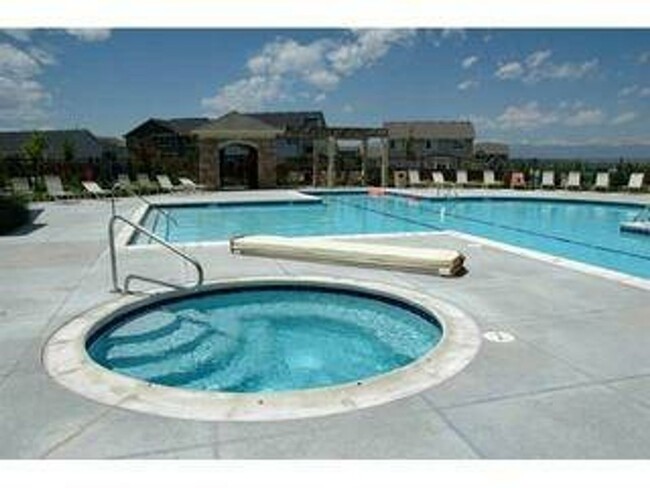 Building Photo - Highly Desirable 2 bedroom, 2 bath Condo i...