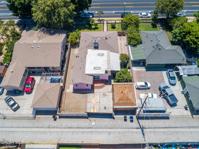 Building Photo - 13951 Terra Bella St