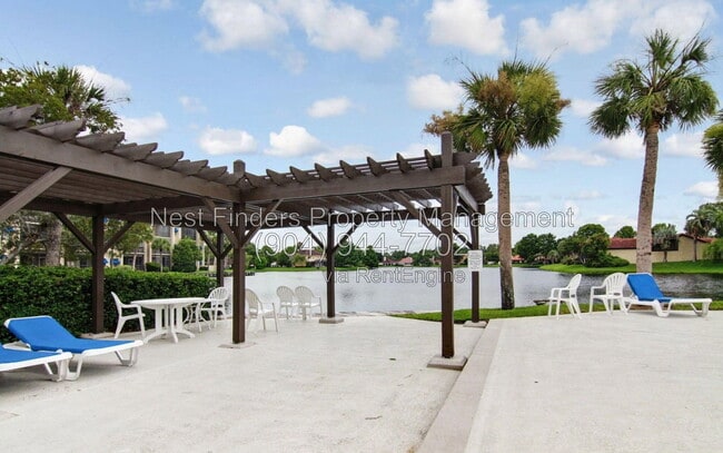 Building Photo - 4063 Mizner Ct