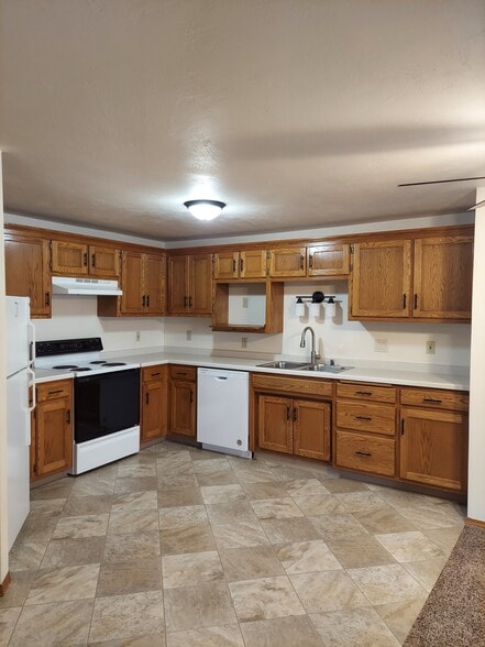 1 BR-1BA - Charleston Pointe