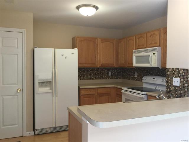 Building Photo - 393 Moreau Terrace