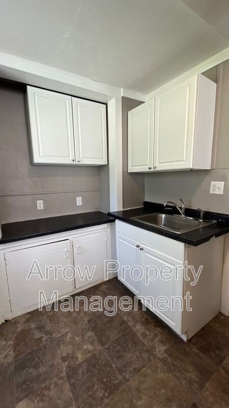 Building Photo - 3061 W Street