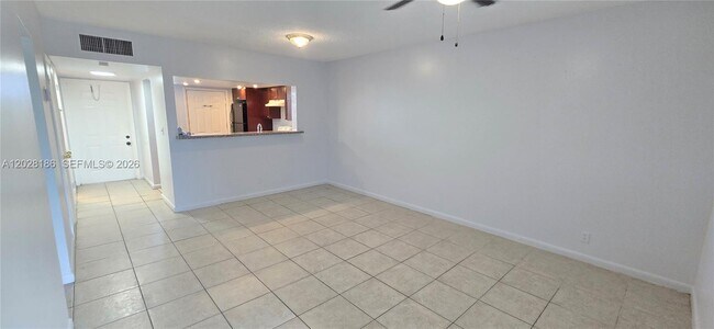 Building Photo - 5335 NW 10th Ct