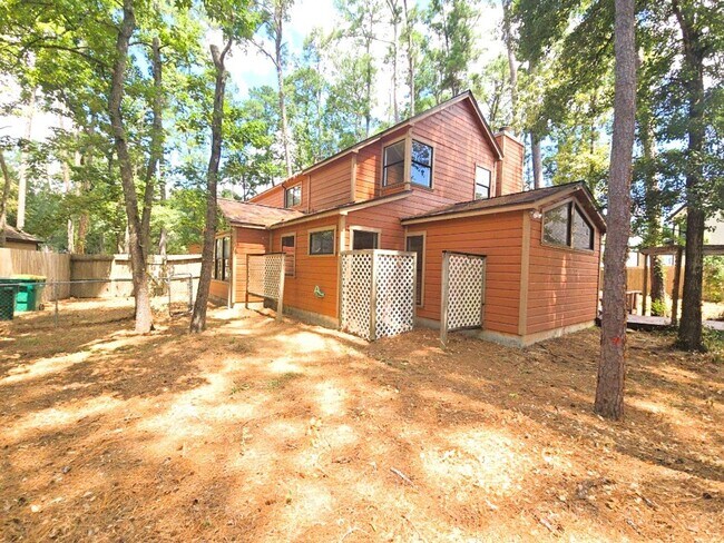 Building Photo - 25 N Mossrock Rd
