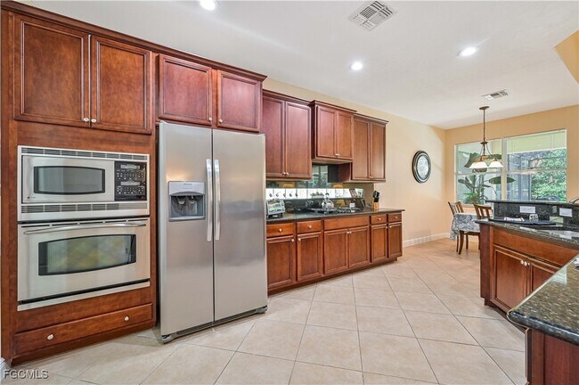 Building Photo - 12731 Aviano Dr