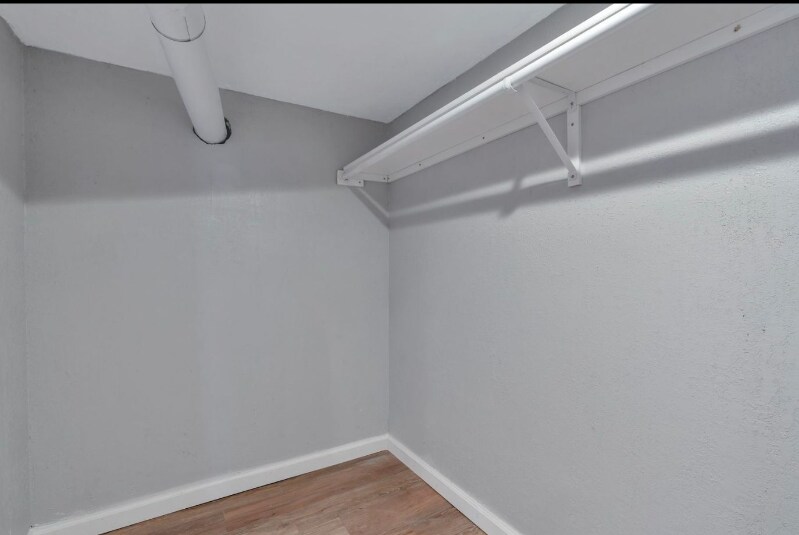 Building Photo - 4645 Newland St