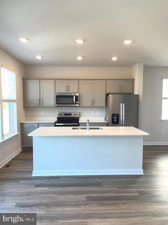 Building Photo - 280 Soft Rush Ln