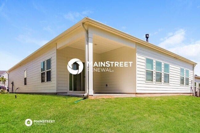 Building Photo - 3 Bedroom Pet-Friendly Home in Belmont, NC with Main Street Renewal