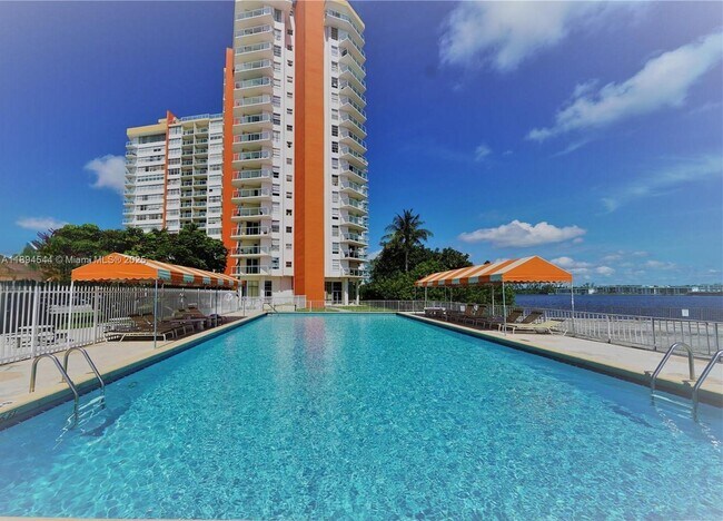 Primary Photo - 1351 NE Miami Gardens Dr