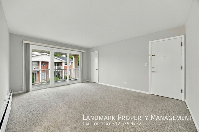 Building Photo - 448 Lincoln Ln