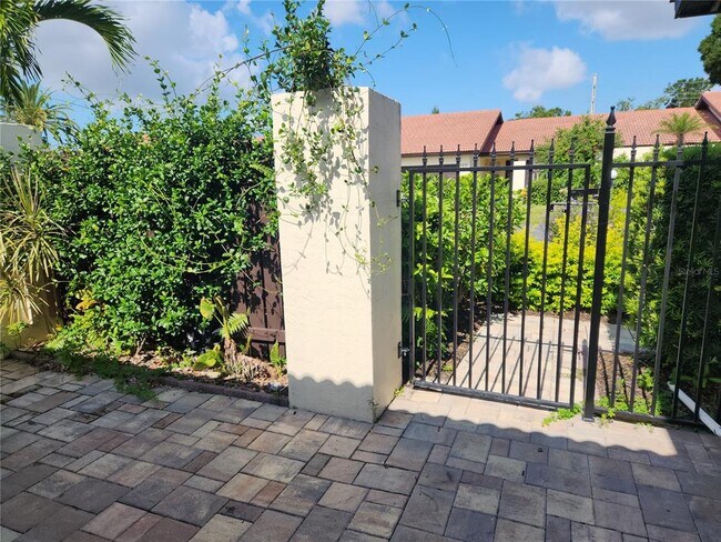 Building Photo - 3409 Montilla Ct