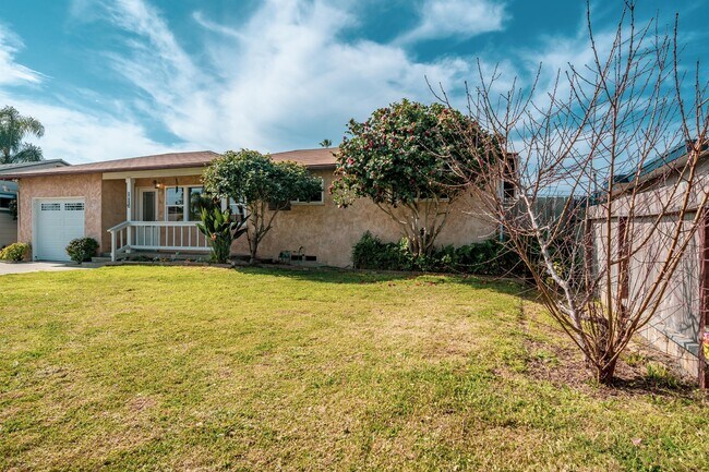 Building Photo - 1611 S Tremont St