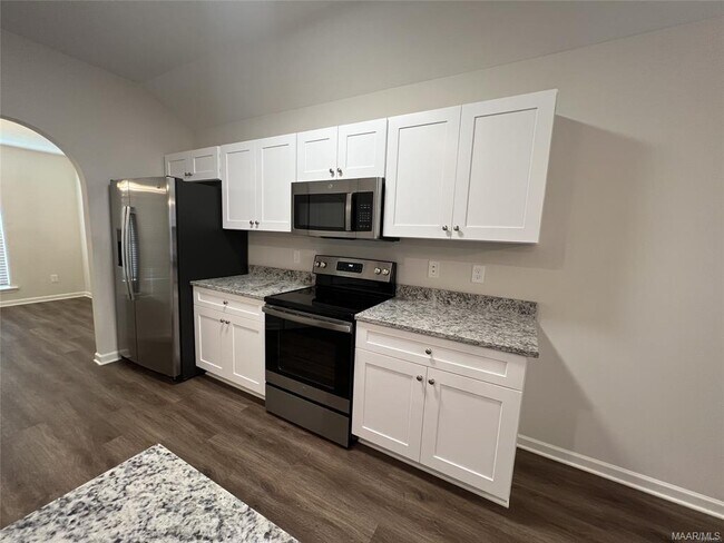 Building Photo - 211 Dawsons Ml Wy