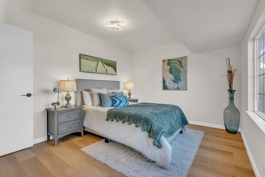 Building Photo - 7472 Blue Fox Way