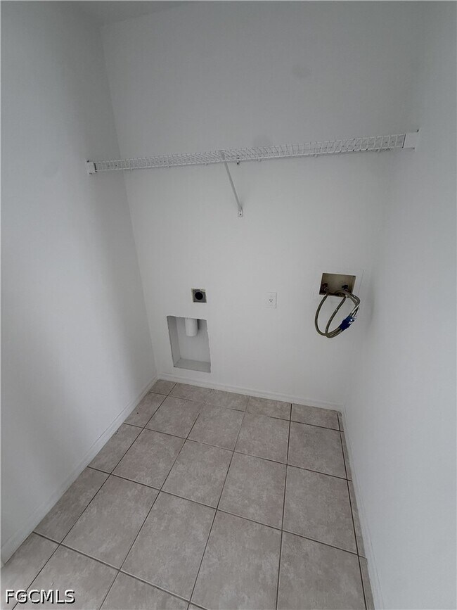 Building Photo - 15603 Spring Line Ln