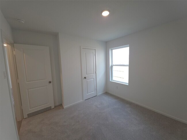 Building Photo - 26930 Cascade Sunrise St