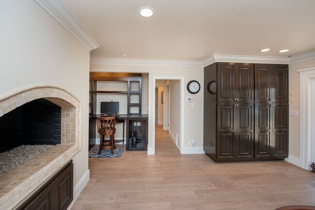 Building Photo - Welcome to Newport Beach