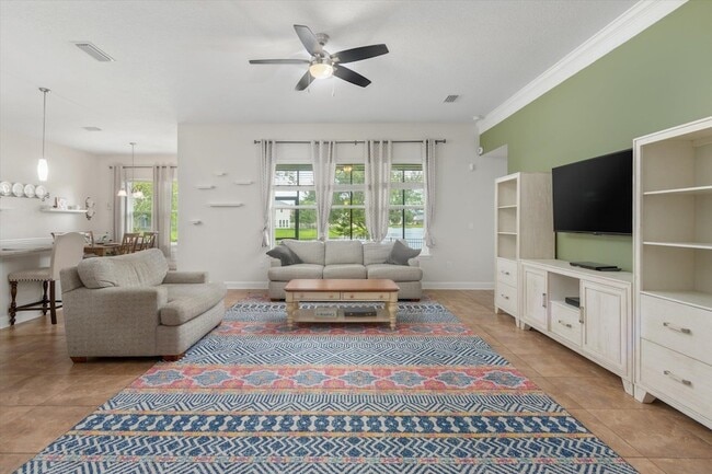 Building Photo - 256 Vivian James Dr