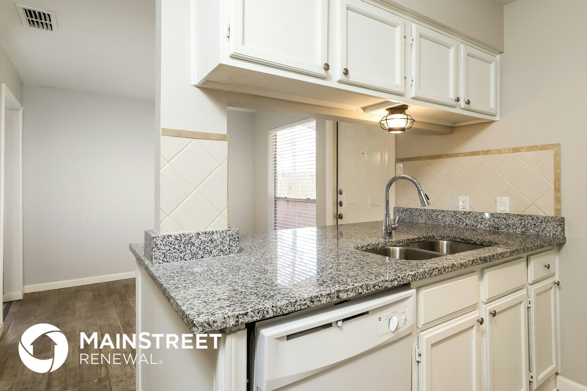 Building Photo - 2923 Black River Ln