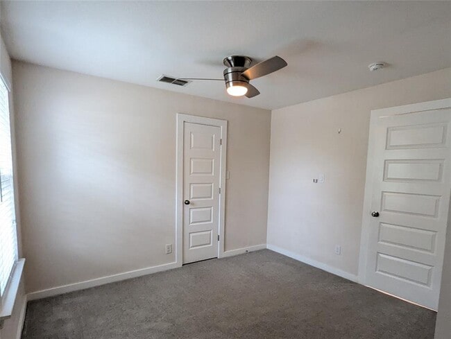 Building Photo - 11308 Hilltop St