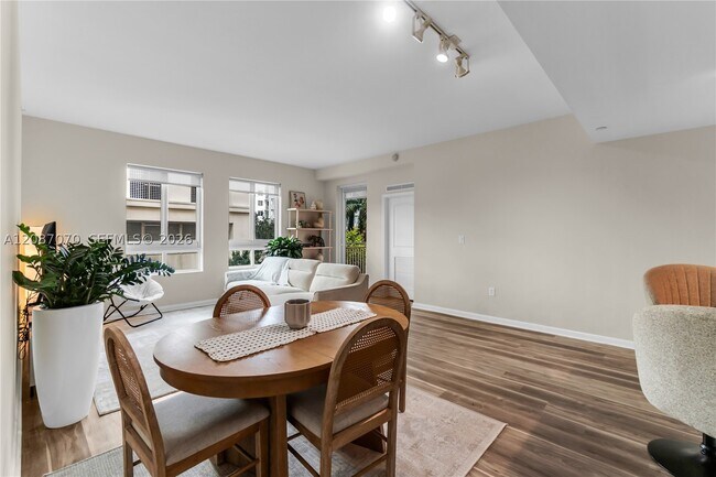 Building Photo - 7350 SW 89th St