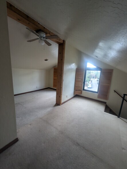 Building Photo - 2173 Sunrise Cir