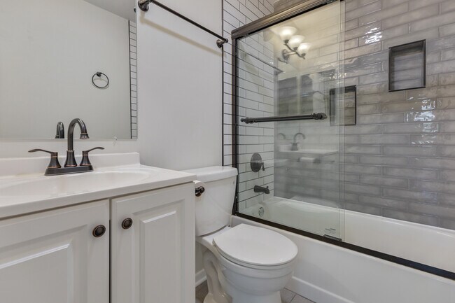 Building Photo - 47 Gant Cir