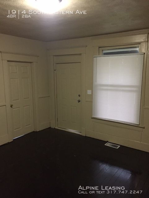 Building Photo - 4BR/2BA House w/Garage & Central Air!