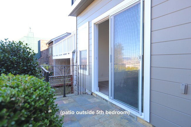 Building Photo - Noe Valley: Italianesque Three Level Home ...