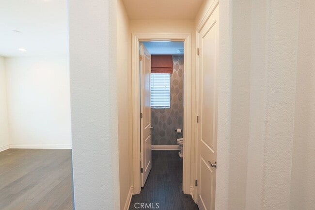 Building Photo - 3294 Ledgewood Cir