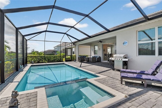 Building Photo - 2130 Hamlin St