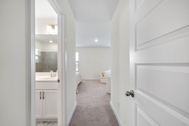 Building Photo - 967 Nance Ln