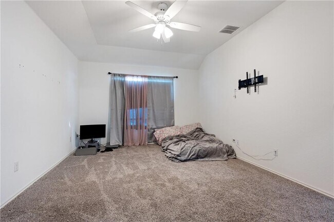 Building Photo - 21317 Wilmiller Ln