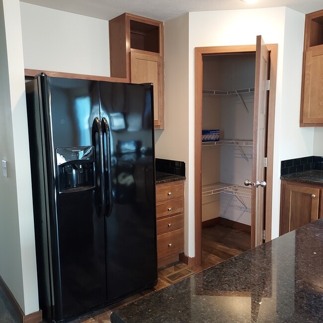 Building Photo - 6225 Imperial Dr