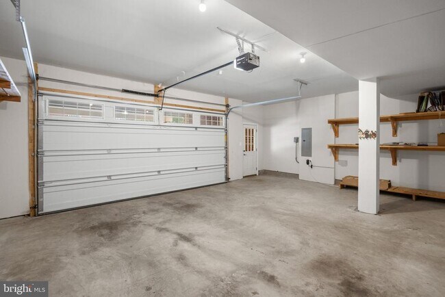 Building Photo - 493 W Watkins Mill Rd