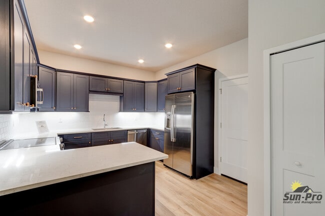 Building Photo - 3046 Isles Wy